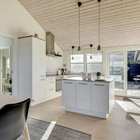 Holiday home Dimka - 300m From The Sea In Nw Jutland By Interhome *