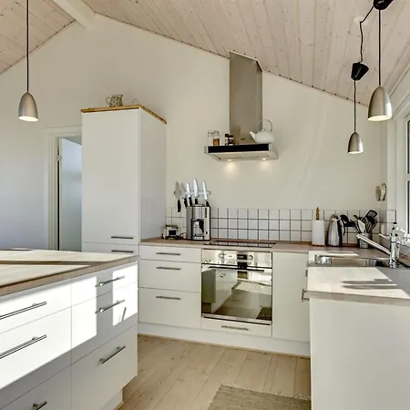 Dimka - 300m From The Sea By Interhome *